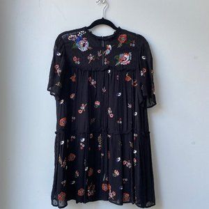 ZARA - EMBROIDERED / SEQUIN EMBELLISHMENT DRESS